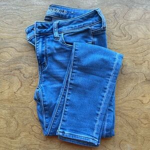 AE Jeggings. Super stretch x